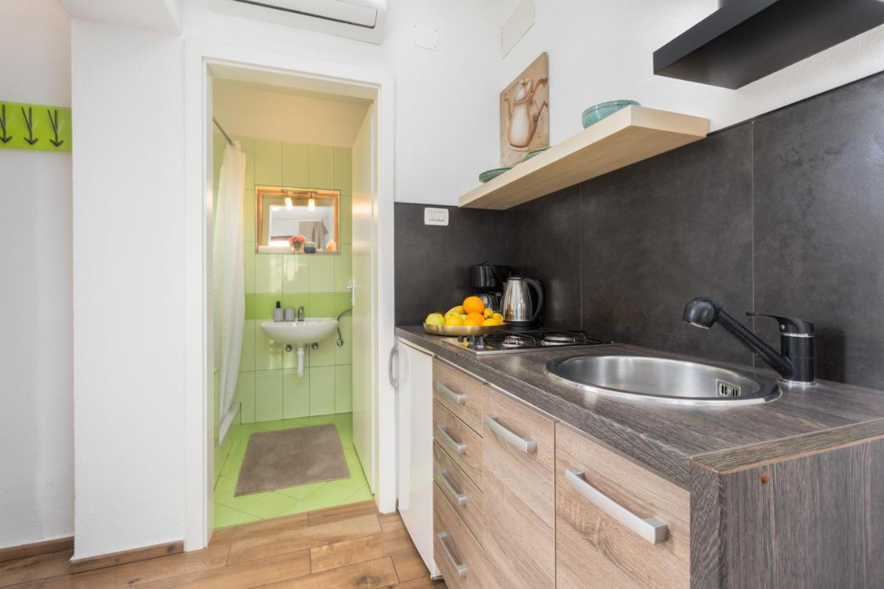 Apartments Zomzi Porec Luaran gambar