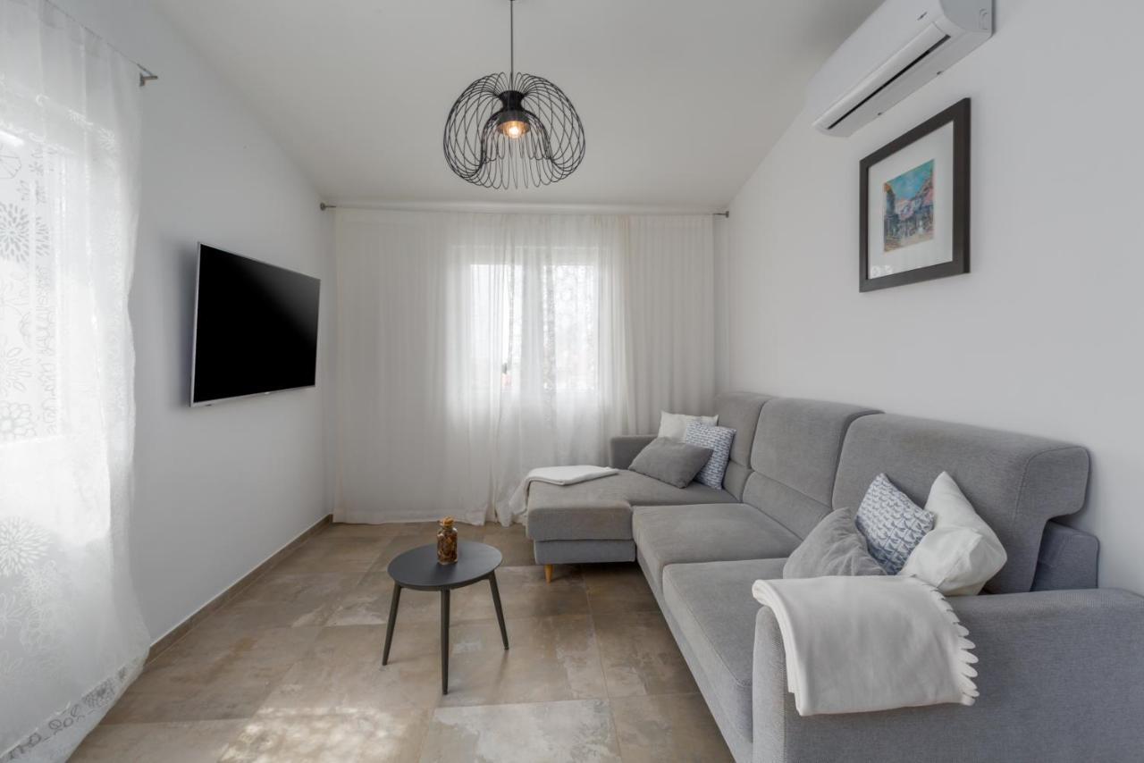 Apartments Zomzi Porec Luaran gambar