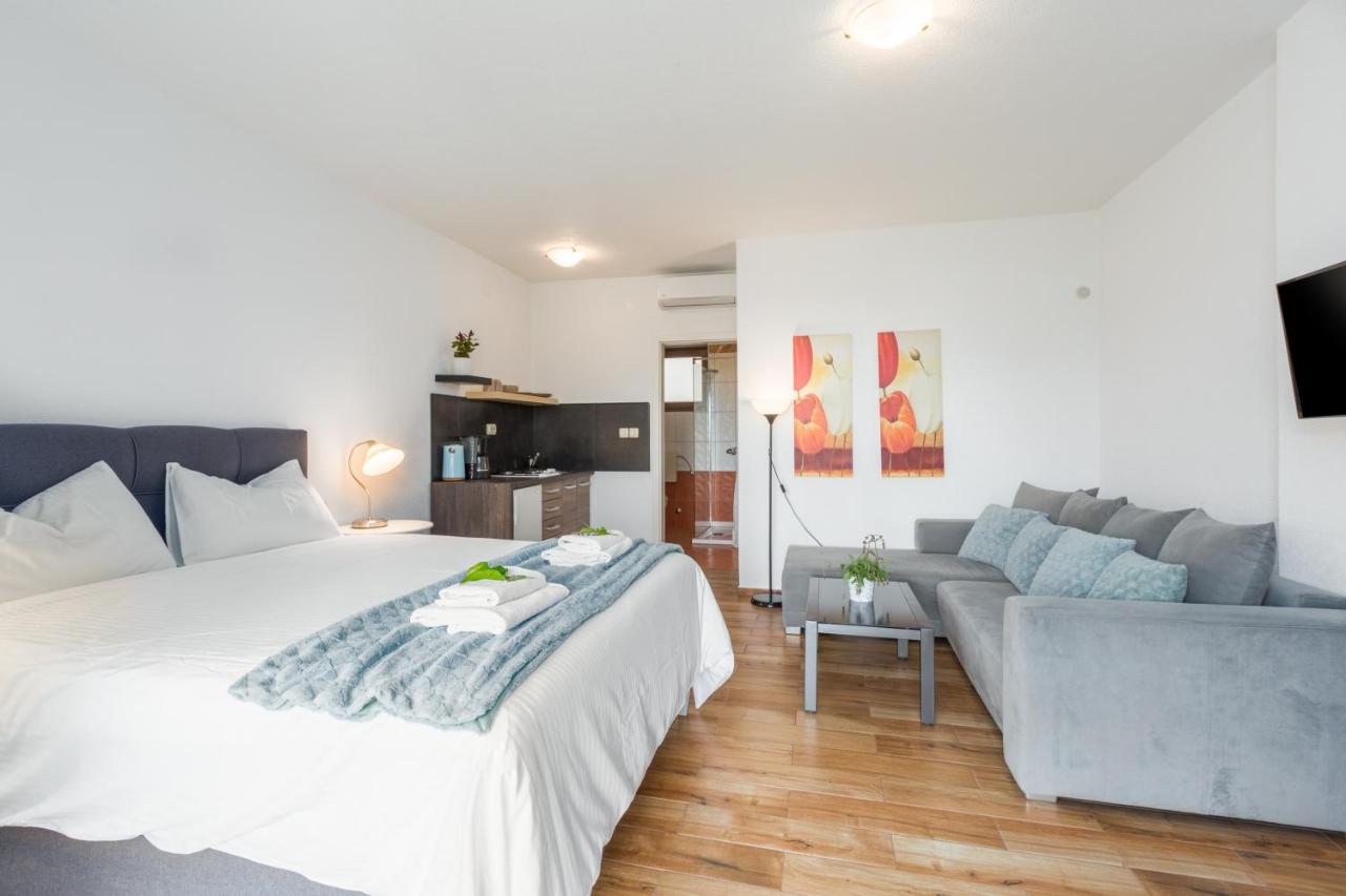 Apartments Zomzi Porec Luaran gambar