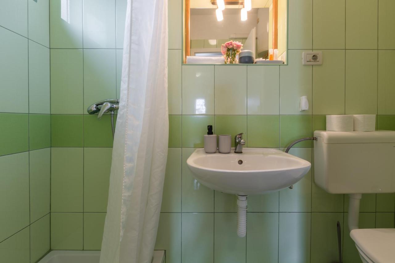 Apartments Zomzi Porec Luaran gambar