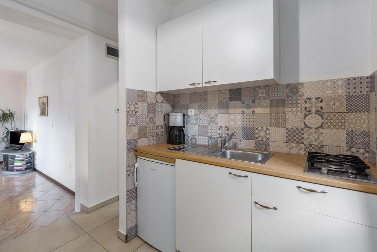 Apartments Zomzi Porec Luaran gambar