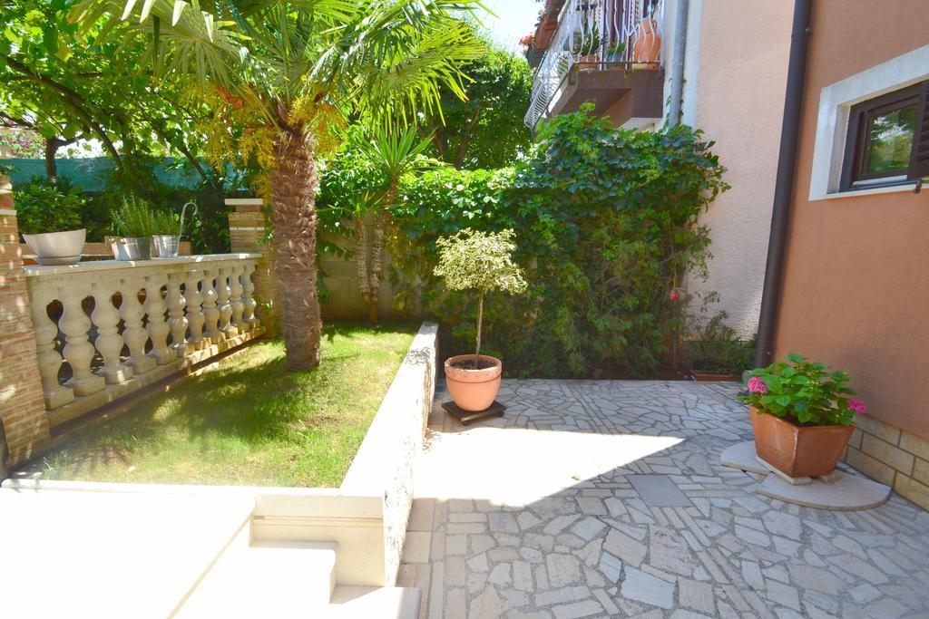 Apartments Zomzi Porec Luaran gambar